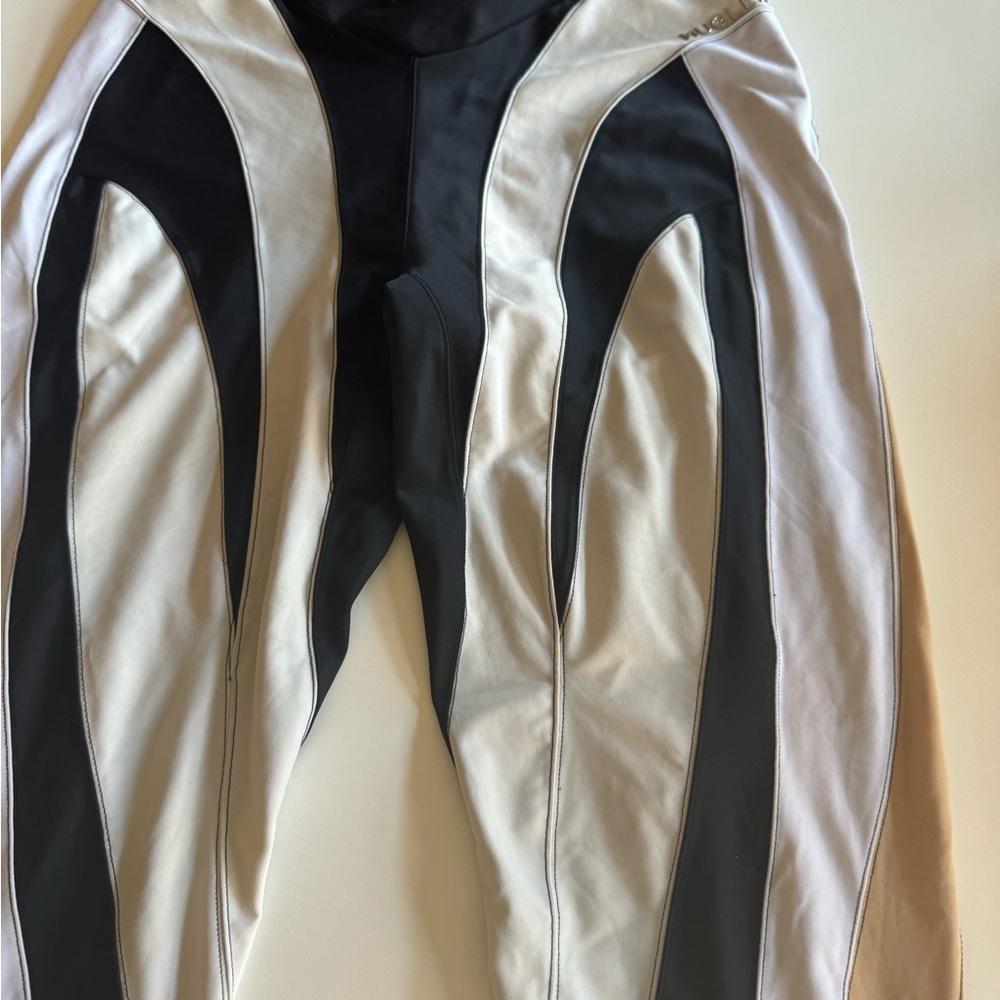 Thierry Mugler leggings cream and white